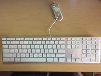 Apple Keyboard with Numeric Keypad $35 1