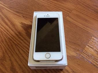 Iphone 5S-Gold- For SALE!! $360 OBO 2