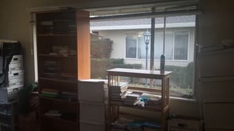 Room Available NOW. 2