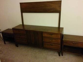 hardwood bedroom set - $250 1