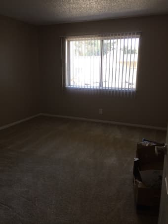 Bedroom for Rent (Palo Alto)-$1115/mo including utilities and parking! 1