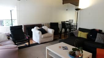 Room in Beautiful 3BR House in Palo Alto--$1500 2