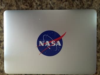 Macbook Air 13" 1.3 GHZ intel i5 (Sep 2013) - $500 1
