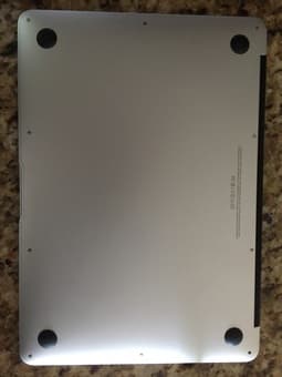 Macbook Air 13" 1.3 GHZ intel i5 (Sep 2013) - $500 2