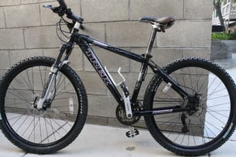 2005 Trek 6500 Mountain Bike Size: Small (for rider 5'0 - 5"7) - $190 1