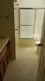 $1225 - Room available in quiet 3 BR apartment in Palo Alto 2