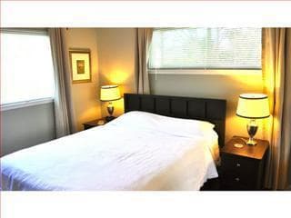Charming Utilities included Fully Furnished 1 bedroom apartment 3