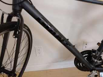 250 - Excellent condition hybrid bike, Giant Escape 3 - Mountain View 2