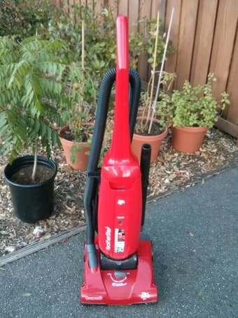 vacuum cleaner 1