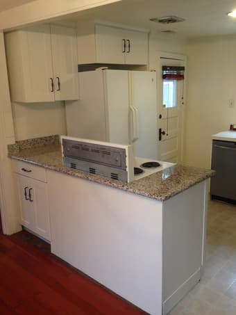 2-3 bedroom West Menlo 3