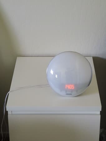Alarm clock Philips HF3520 Light With Colored Sunrise Simulation $75 1