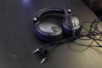 $130 OBO - Sennheiser PC 350 Special Edition Gaming Headphones 2