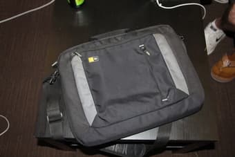 $10 - Case Logic Laptop Bag 1