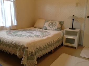 Room in West Menlo Park house December and January 1