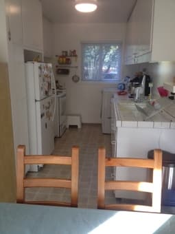 Stanford on-campus housing available: 12/11-01/09 3