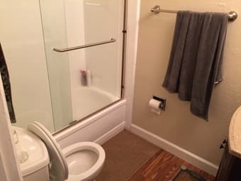bedroom in mountain view 1300$ - available from Nov 27th 2