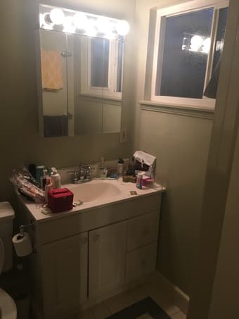 Looking for female housemate for 1bd/1ba in 4bd/2ba house (Dec-June) 3
