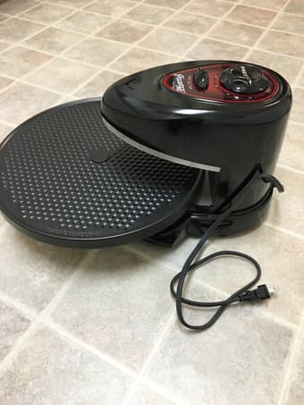 Pizzazz Plus Rotating Oven 2