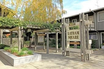 $1350 Looking for Roommate | Newly Remodeled | Awesome Amenities & Loc 1