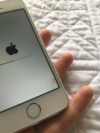 iPhone 5S 64GB silver v.good con, AT&T -$480 OBO willing to negotiate 3