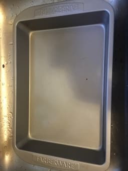 Baking pan $3 1