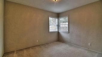 $1200 - Room 2 blocks from Sunnyvale Caltrain with parking 2