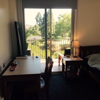 1 br Escondido village for couples 1275$ 3