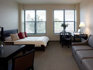 $350 Sublet for Munger Premium Studio for 3 weeks, Dec 11 to Jan 2 1