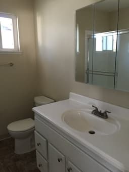 one available room in Palo Alto 3