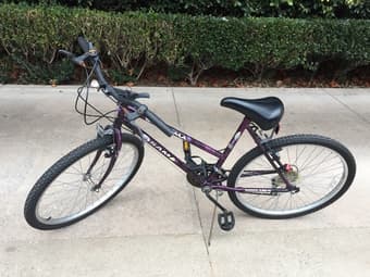 $100 women moutain bike for sale 1