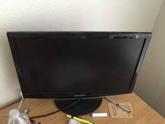 Samsung monitor 20 inch. $100 OBO 1