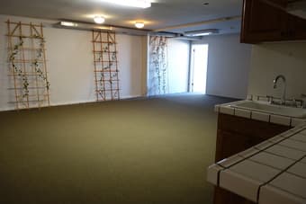 Interesting live/work warehouse for ~ $900 (Redwood City) 3