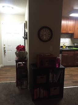 Newly renovated1 BR apartment available 2 miles from Stanford 3