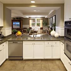 A STEAL ON VERY NICE APT FOR X-MAS (Dec 17-31) 1
