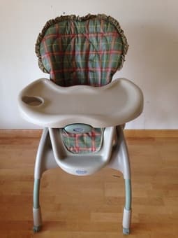 Graco baby highchair $10 obo 1