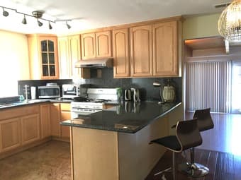 bed/bath $1200 utilities included (Sunnyale 20min drive to Stanford) 3