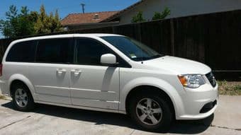 2012 Dodge Grand Caravan--Minivan---$11800--降价出售 1