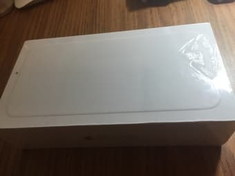 iPhone 6s Plus Gold 16GB (latest model) 3
