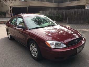 2005 Ford Taurus SE-Excellent Condition-87k Mileage-$2800 2