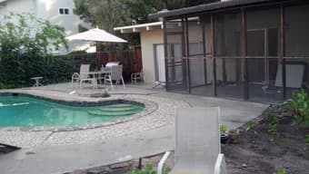 Small Room for rent in big house with pool- $860 1