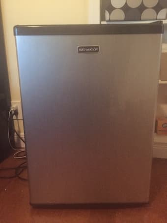 Selling 2.7 Cu. Ft. Emerson Mini Fridge $65 2