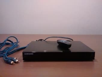 Samsung DVD-E360 DVD Player (Black) $10 1