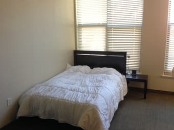 $1400/mo - 1 bd/bath at Stanford (Munger) available June 4 to Sept 25 1