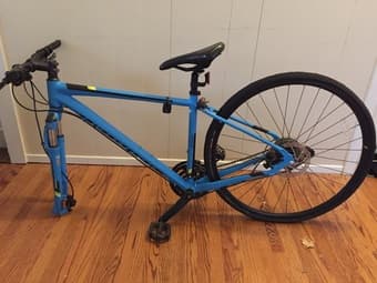 Crosstrail Sport Disc, Men's Hybrid bike -- $550 1