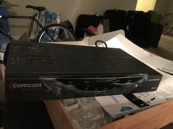 3D connexion mouse $60  comcast digital transport adapter kit $50 1