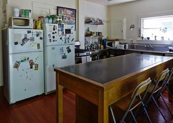 $880/month room in house in downtown Palo Alto - move in Feb. 1st 1