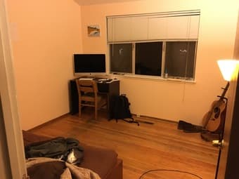 Room available in house close to campus 2