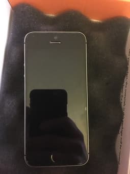 iPhone 5s 32GB Space Gray, LIKE NEW 1