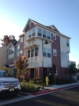 $1250 - Female Roommate For 3B3B Nice New Townhouse near Google 1