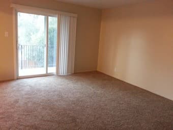 Room in 2 BR available from 02/01/2016 to 03/31/2016 (Mtn. View) 1